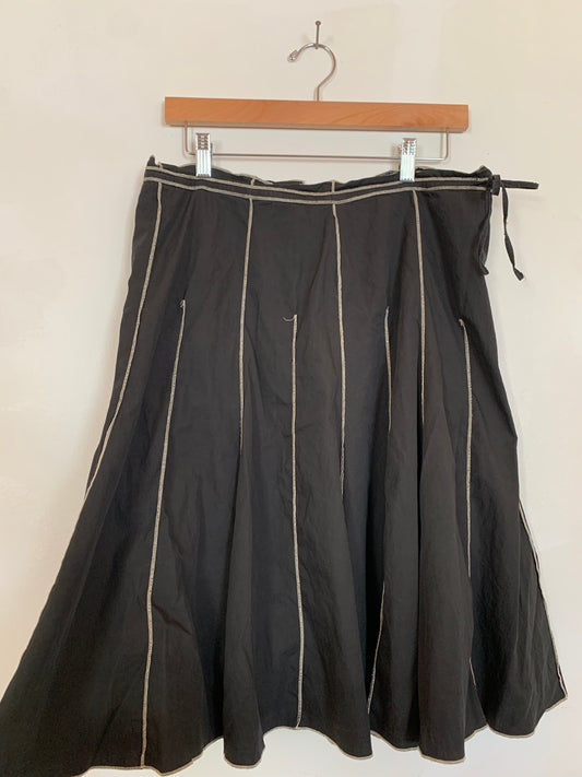 Charcoal and cream contrast skirt