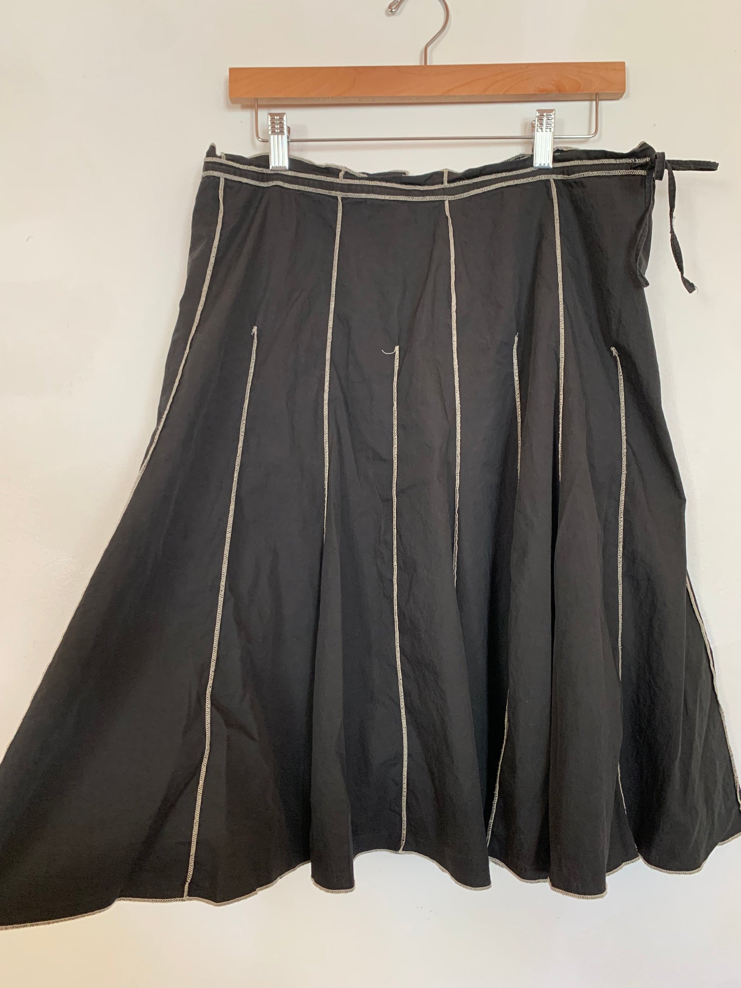Charcoal and cream contrast skirt