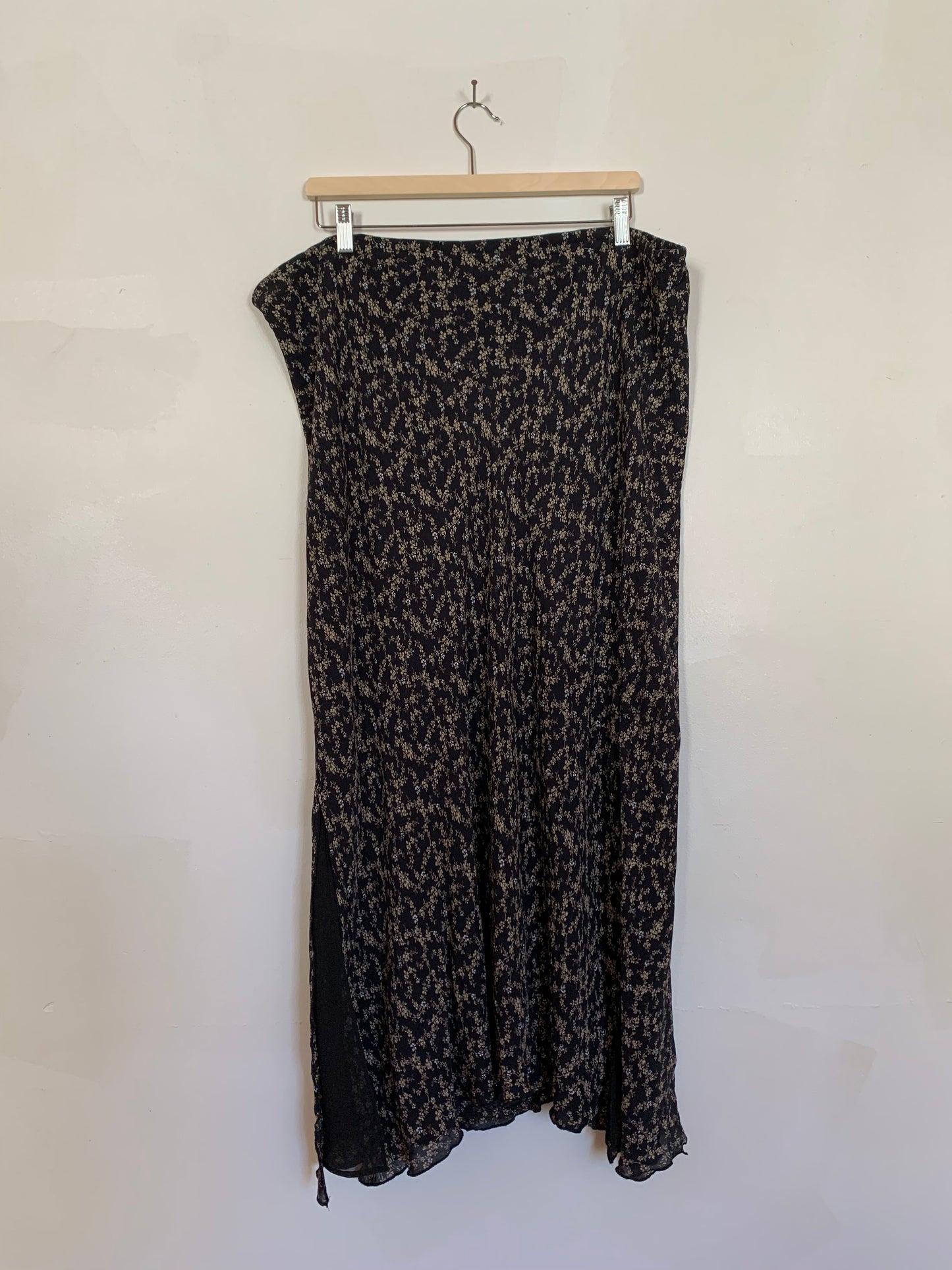 Dark romantic skirt