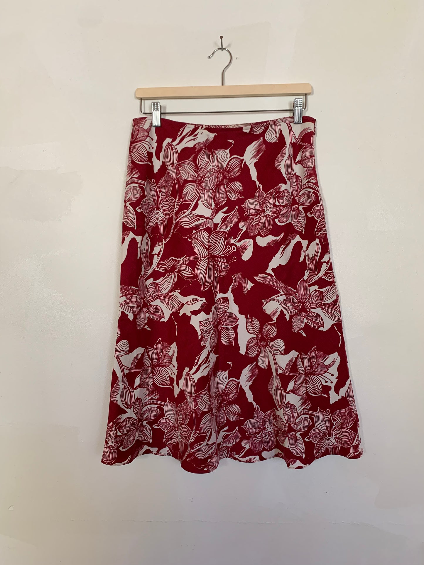 Maroon & white midi skirt