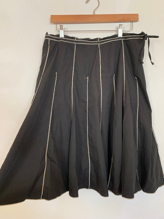 Charcoal and cream contrast skirt